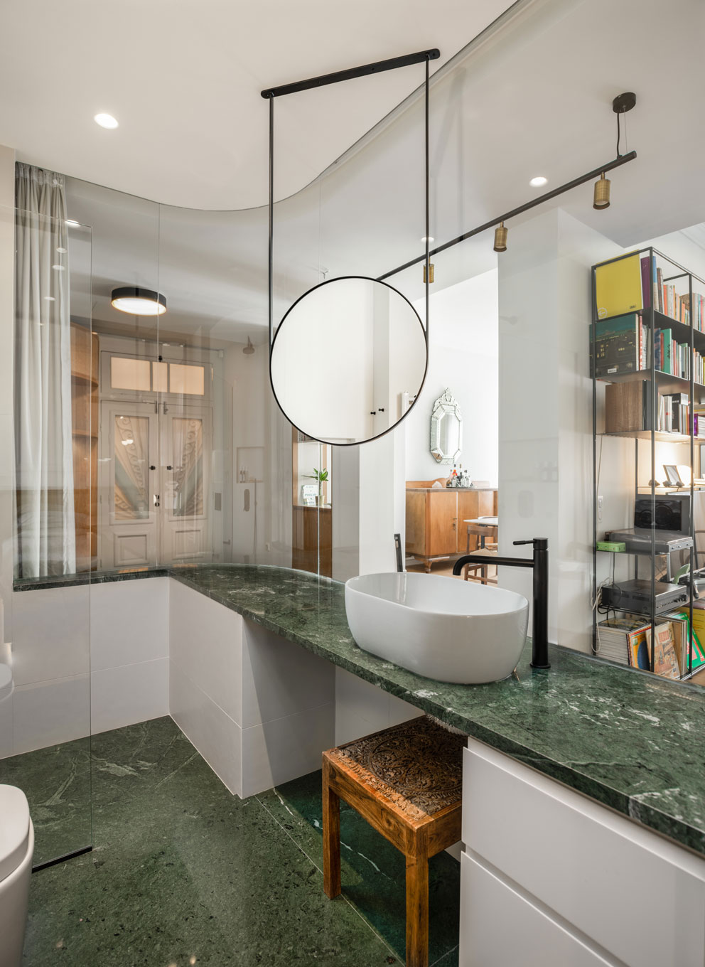 KTIRIO Usp Transparent apartment 00