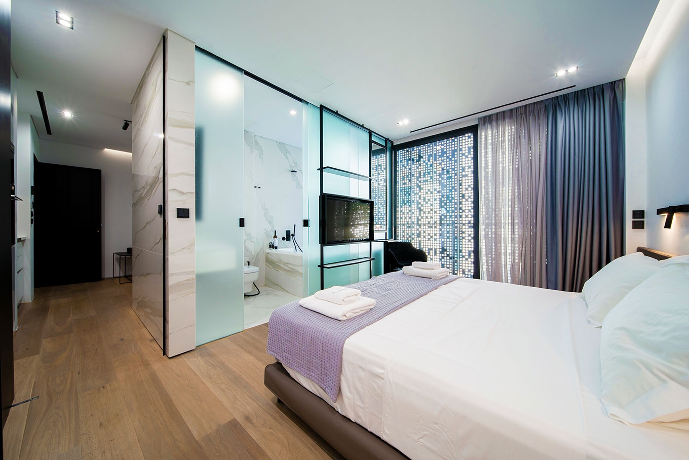"The Duke" boutique suites
