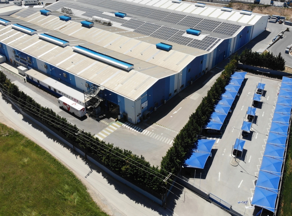 Η Elval Colour εγκατέστησε φωτοβολταϊκά συστήματα στην οροφή του εργοστασίου της