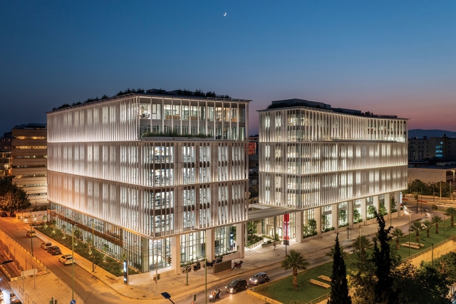 Syggrou Office Complex στην Αθήνα: Μια σύγχρονη επανερμηνεία του κλασικού σχεδιασμού με επίκεντρο τη βιωσιμότητα
