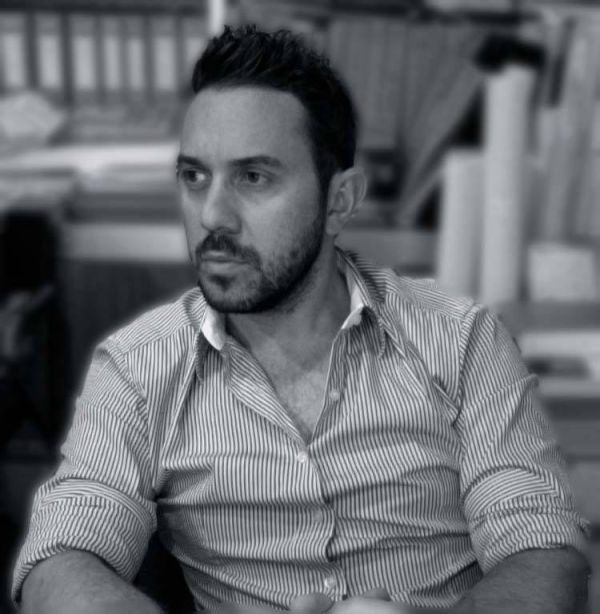 k-division / Mike Kraounakis
