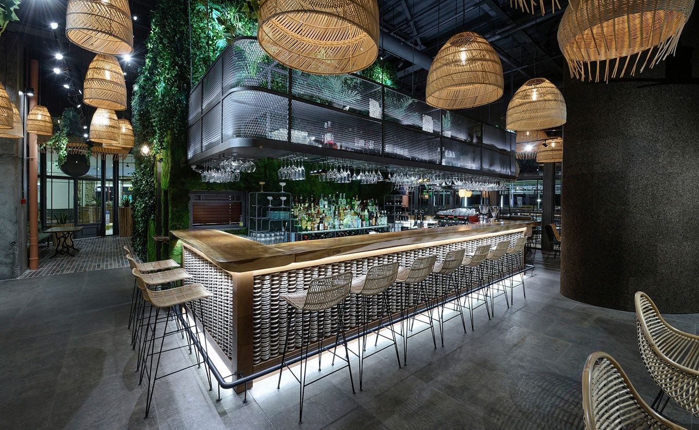 Restaurant - bar "LOONEY BEAN" in Thessaloniki