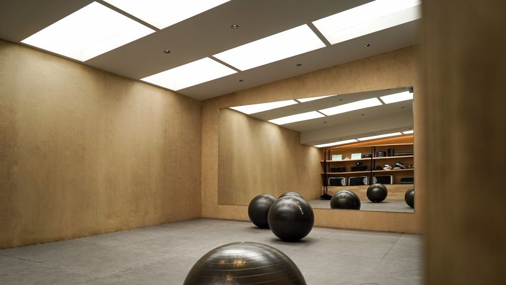Hekate Fitness Club, μετατροπή μιας πρώην αποθήκης σε χώρο ευεξίας