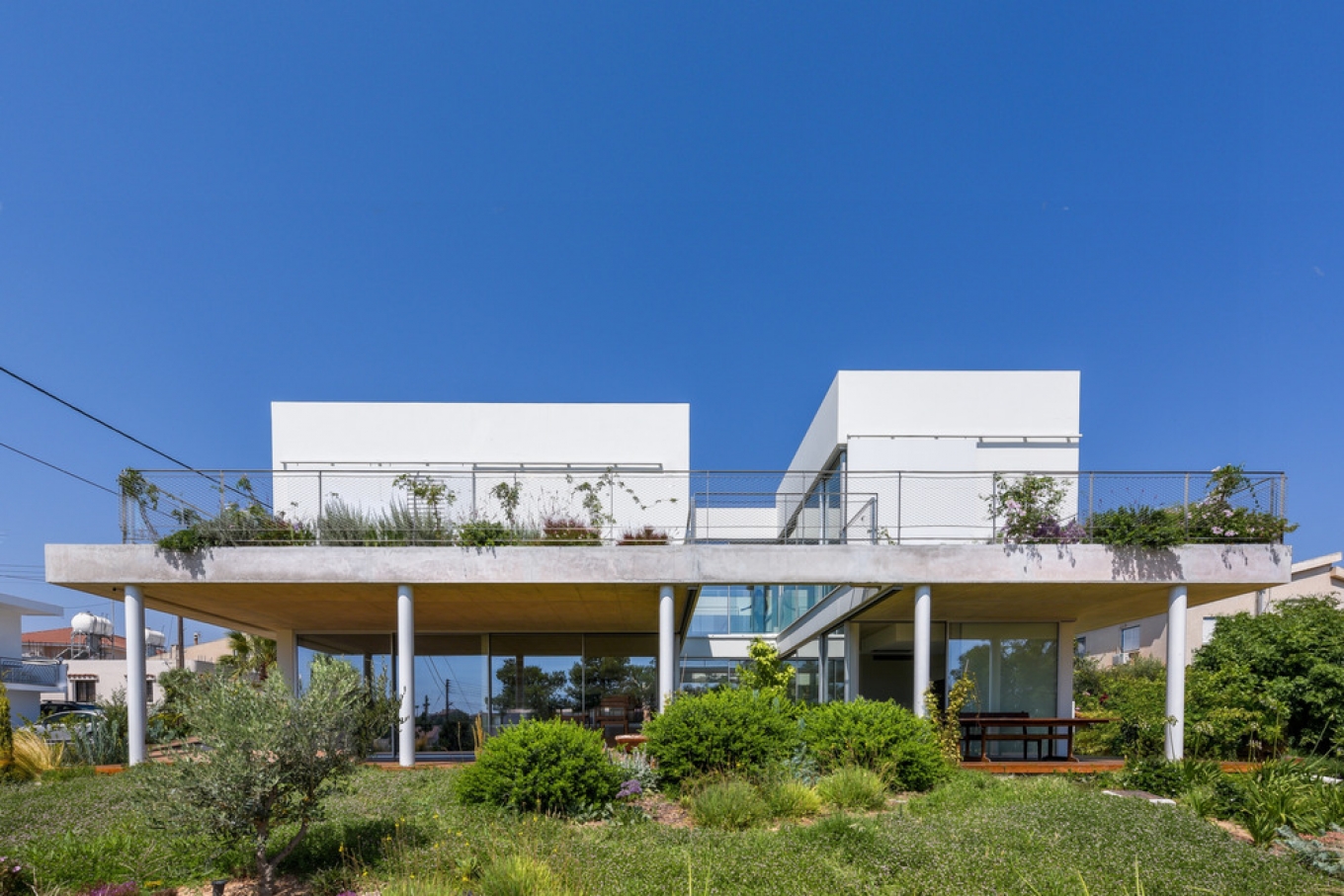 "The Garden House in the city", μια κατοικία που φέρνει τη φύση στην πόλη