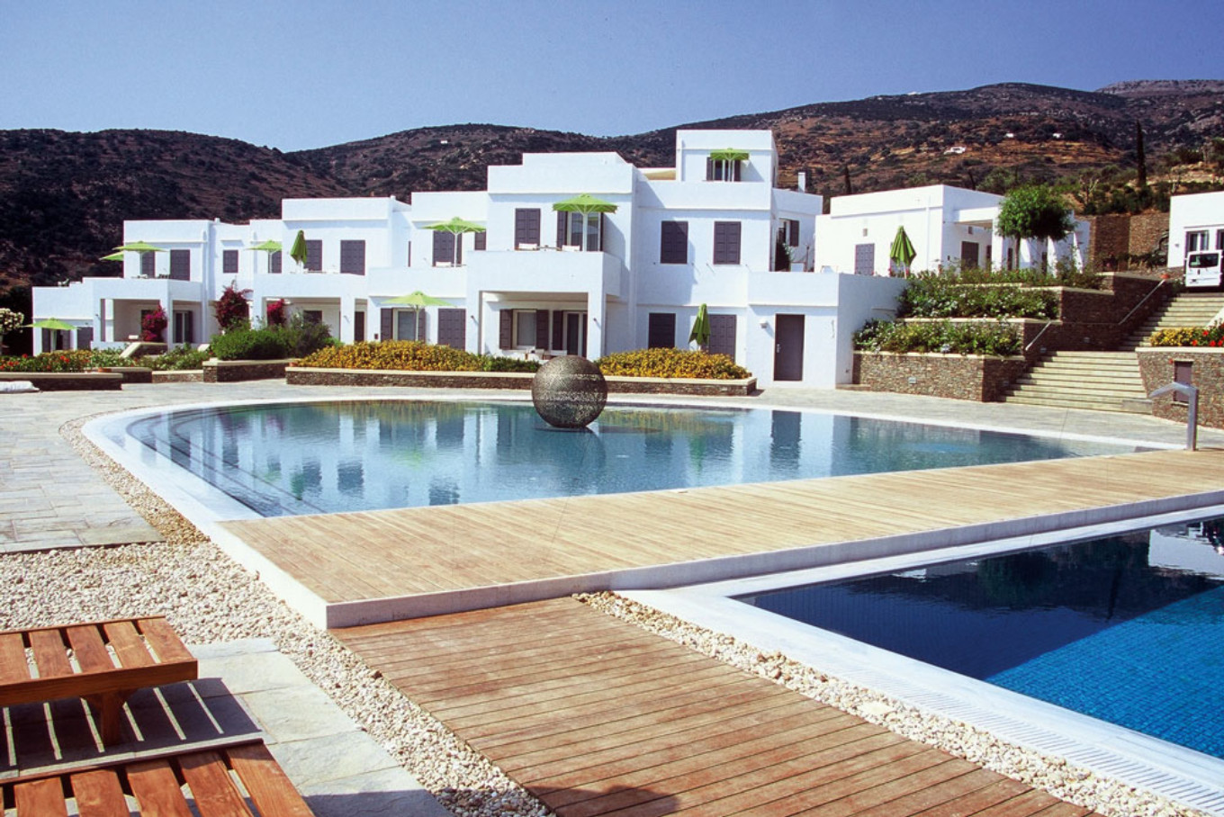 Ξενοδοχειακό συγκρότημα "Sifnos Elies Resorts"