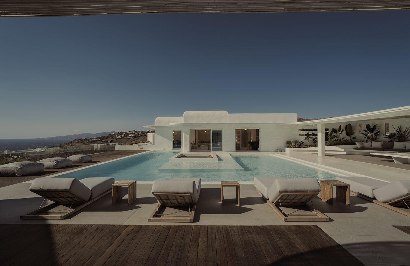 Ανακαίνιση εξοχικής κατοικίας "Mykonos Hill"