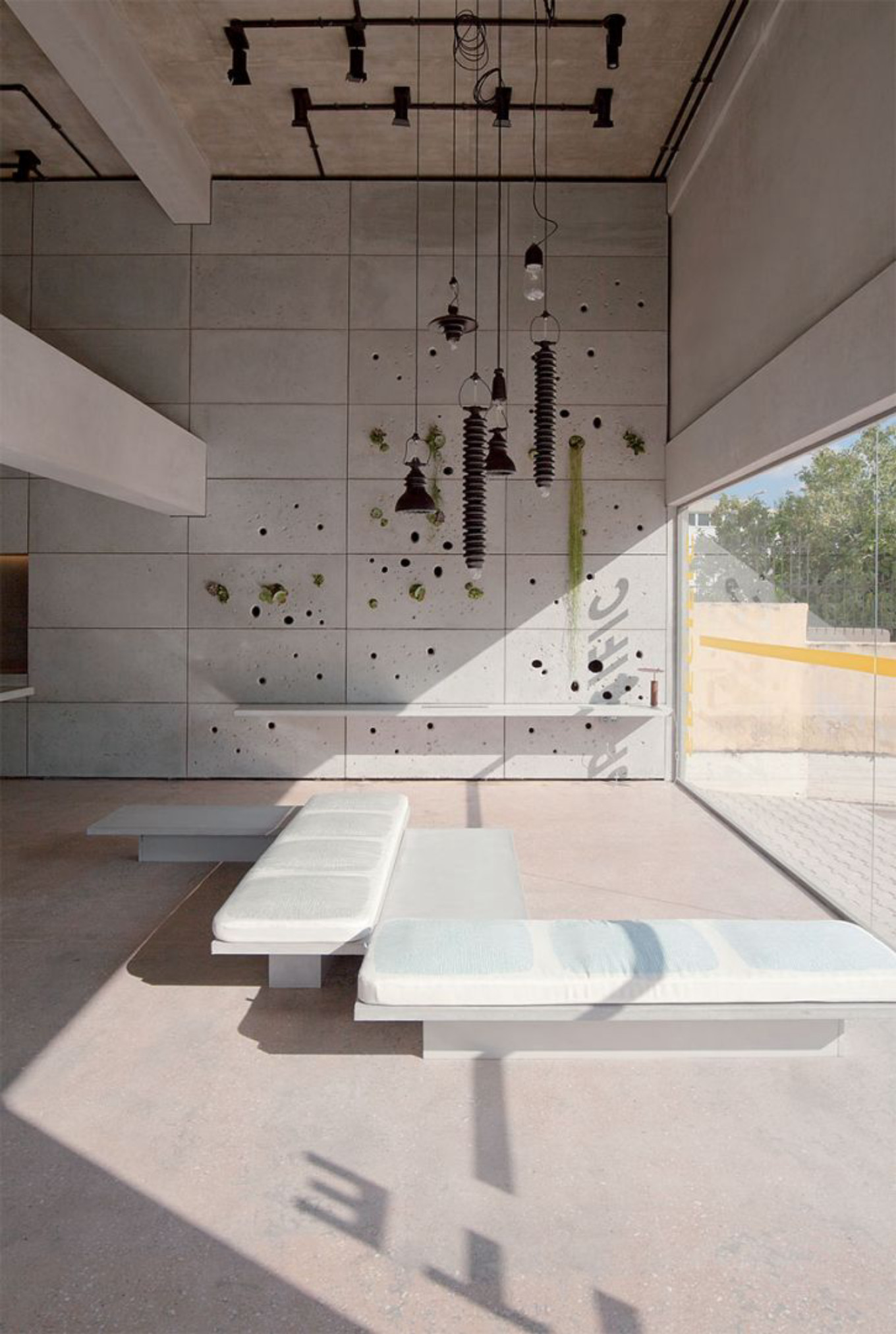 *Site specific, ένας χώρος για εκθέσεις &amp; εκδηλώσεις