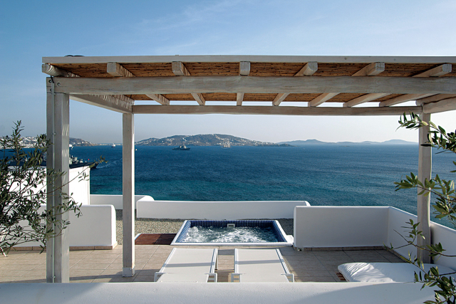 Ανακατασκευή ξενοδοχείου «Mykonos Grace» στη Μύκονο