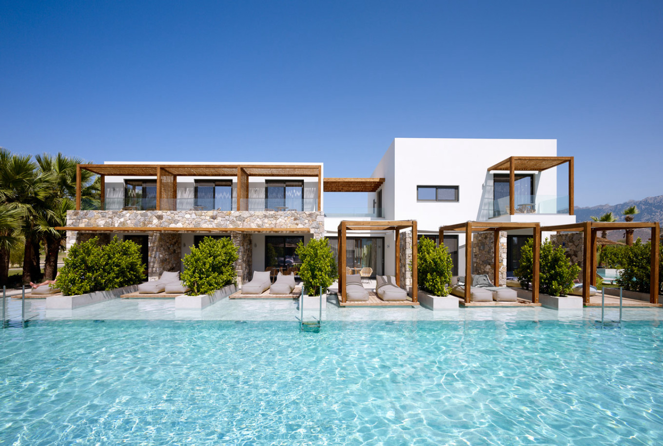 &quot;Caravia Beach&quot; Junior Suites &amp; Restaurant, ένα νέο ξενοδοχείο σε μεσογειακό τοπίο στην Κω