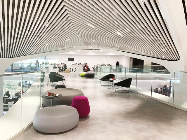 Το κτίριο της Cosmote TV HQ & Studios στην Κηφισιά