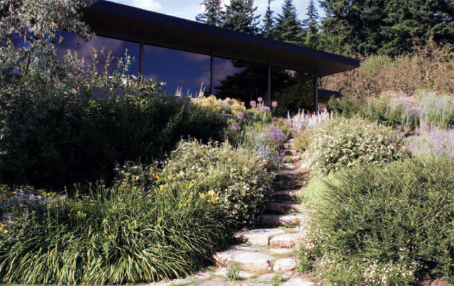 XERISCAPING - Η ΣΥΜΒΟΛΗ ΤΗΣ ΑΡΧΙΤΕΚΤΟΝΙΚΗΣ ΤΟΥ ΤΟΠΙΟΥ ΣΤΗΝ ΑΕΙΦΟΡΙΑ