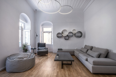 B & T Apartment, Ανακαίνιση διαμερίσματος σε διατηρητέο κτίριο στο Ναύπλιο